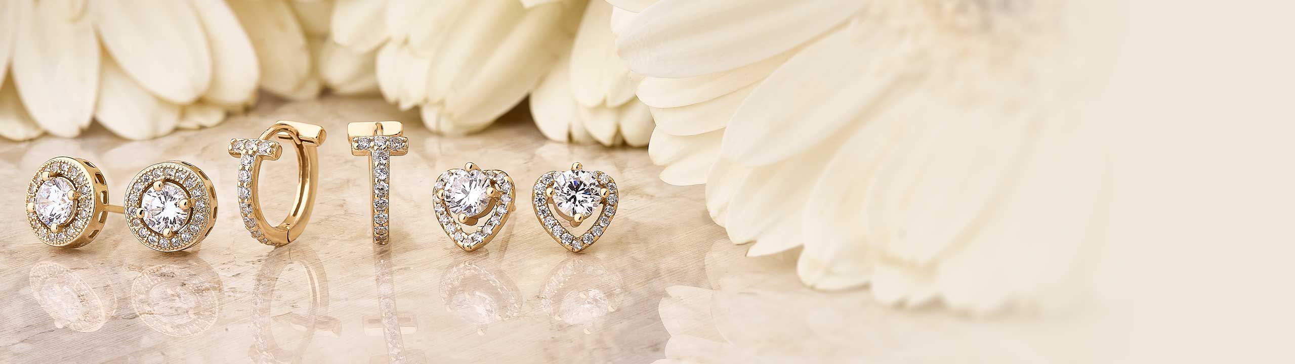 Aretes en plata oro, anillos en plata con esmeraldas, anillos en oro con esmeraldas
